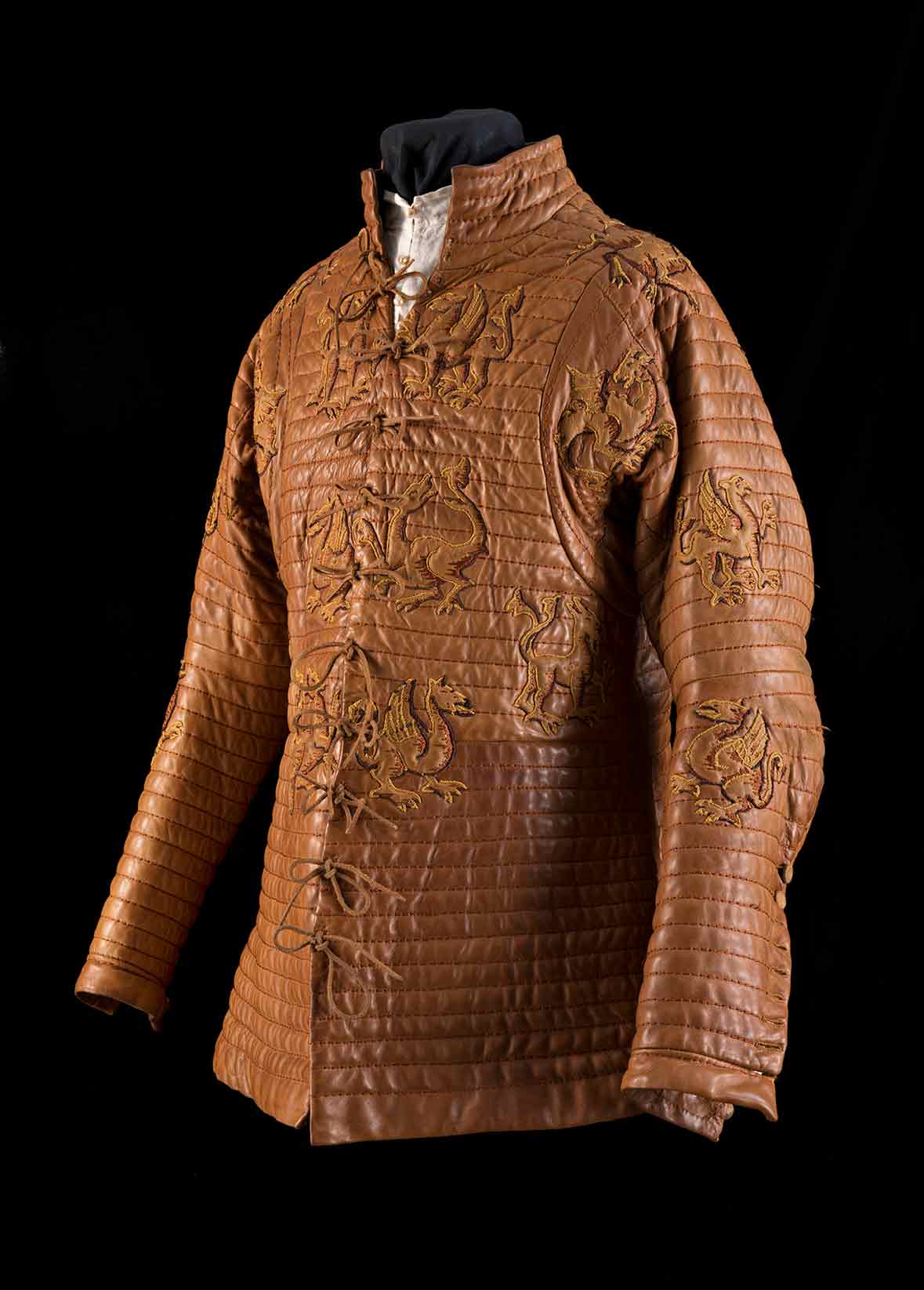 JEANNE D'ARC. Luc Besson. 1999. Veste cuir de Charles VII / John Malkovitch