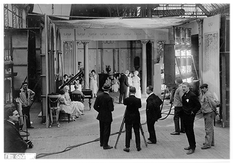 Tournage dans le studio Gaumont