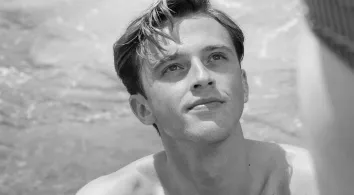 L’Étranger de François Ozon récompensé aux Prix Lumières 2026