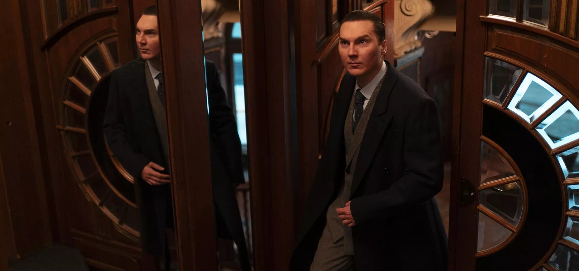 Le mage du Kremlin Paul Dano