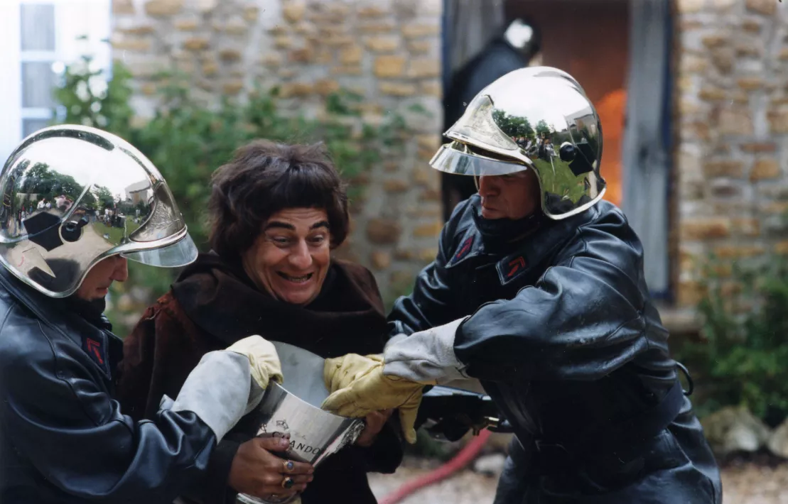 THE CORRIDORS OF TIME: THE VISITORS II - Still