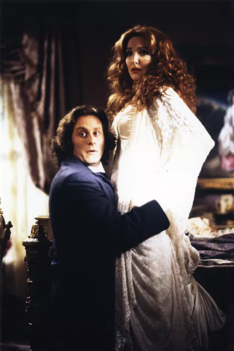 DRACULA : DEAD AND LOVING IT - Still