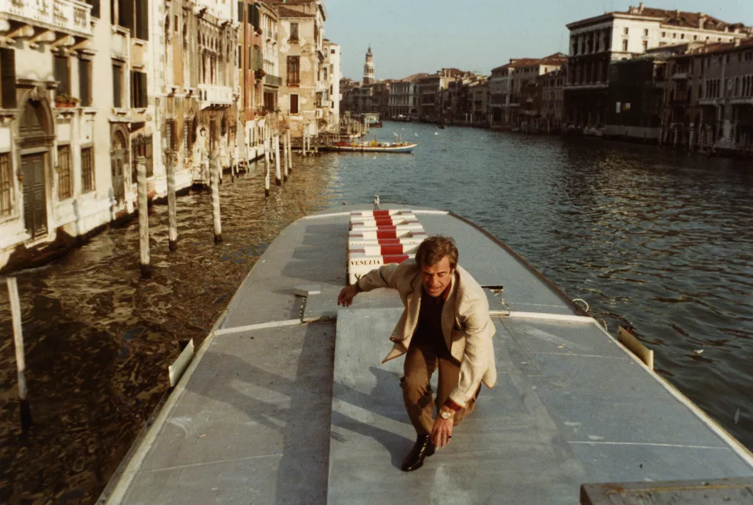 THE PUNCH - Still of Jean-Paul Belmondo