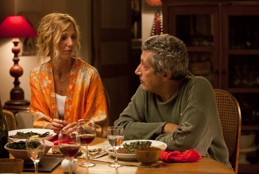 THE BRATS - Still of  Sandrine Kiberlain and Alain Chabat