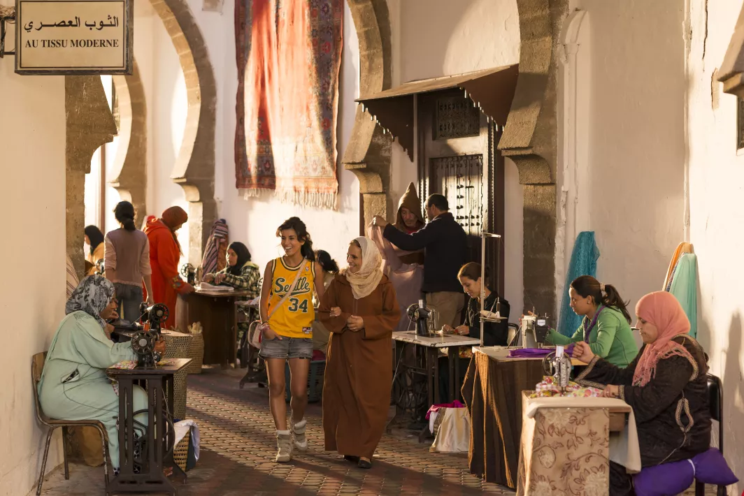 PARIS OR PERISH - Still of Reem Kherici and Fatima Naji