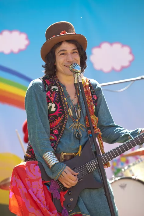 POP REDEMPTION - Still of Yacine Belhousse