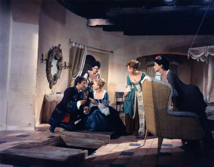 LES FĂTES GALANTES - Still