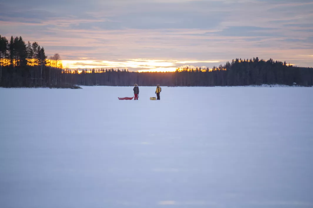 I KISSED A GIRL - Still