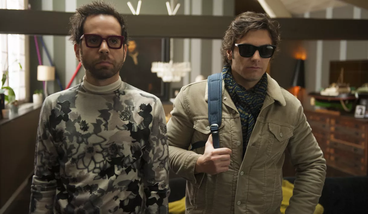 I KISSED A GIRL - Still