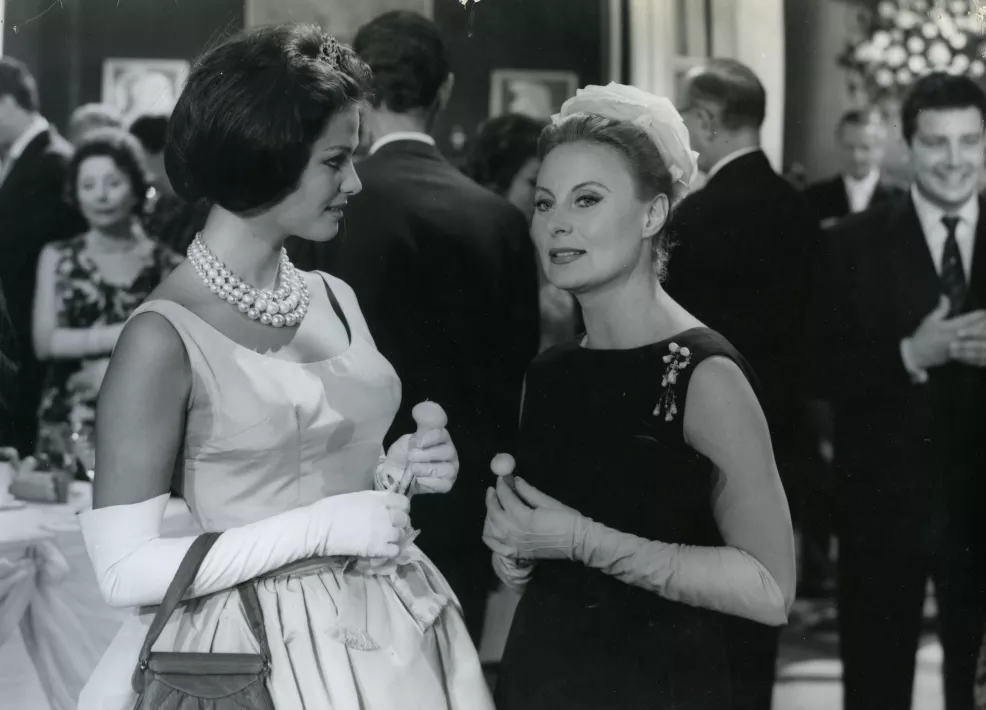 LES LIONS SONT LĂ‚CHES - Photos