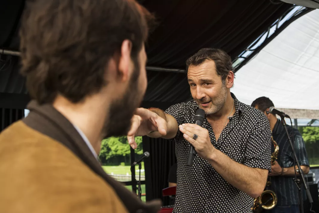 LE SENS DE LA FĂTE - Photo