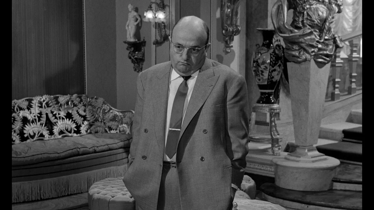 THE CONTERFEITERS OF PARIS - Stills