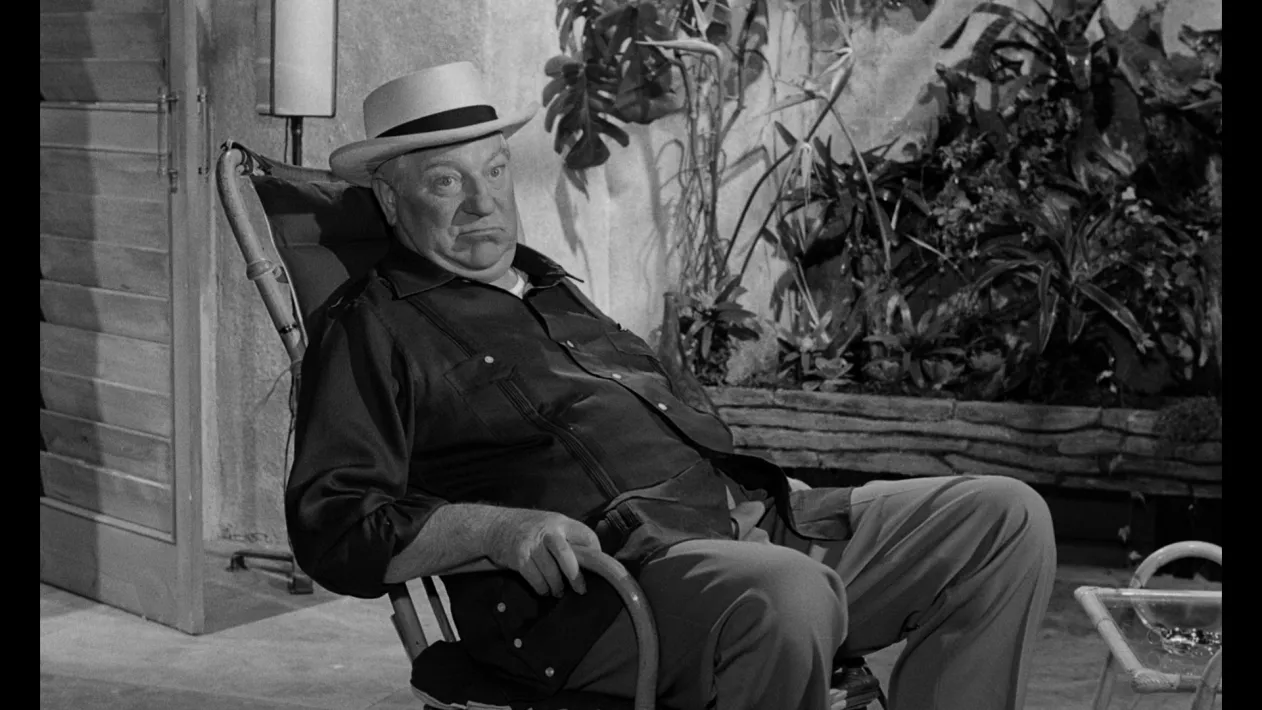 THE CONTERFEITERS OF PARIS - Stills