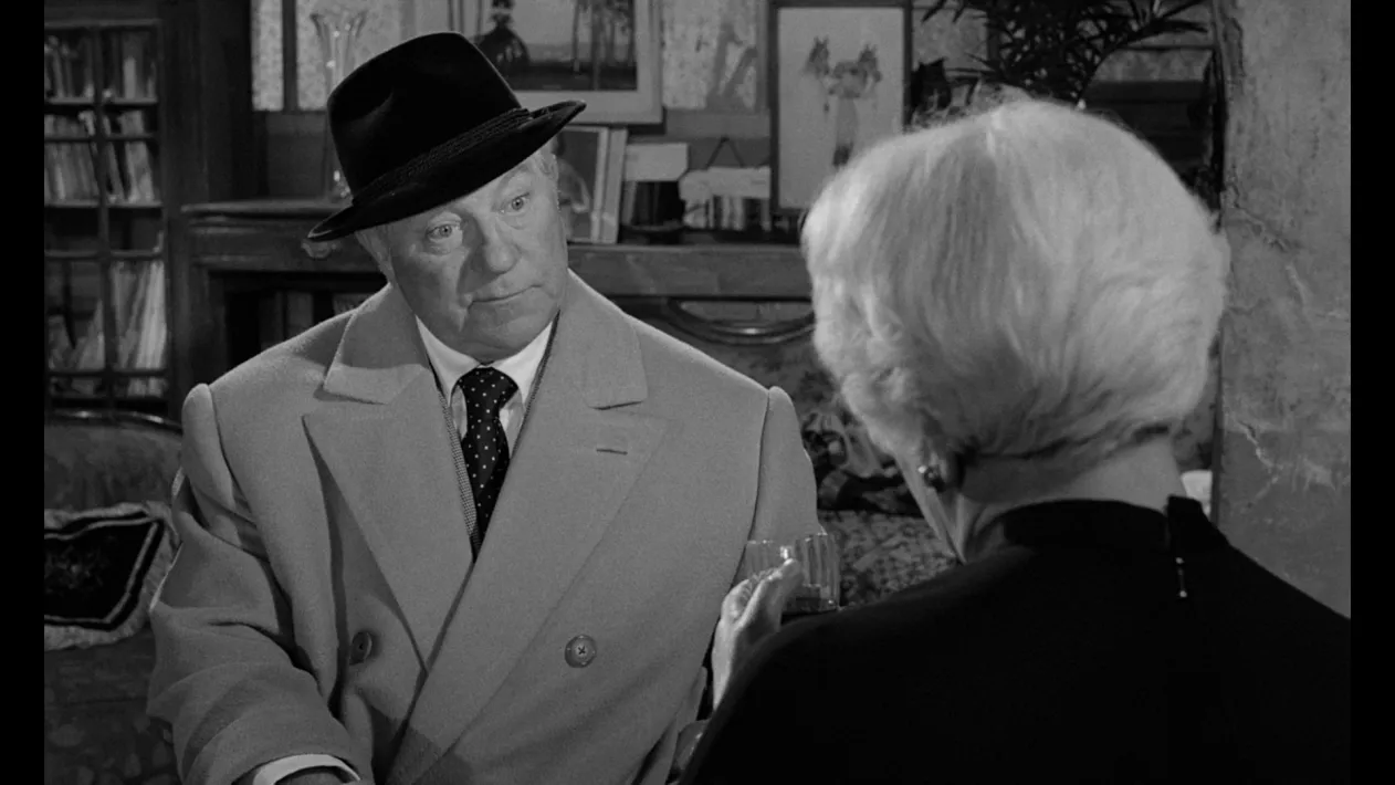 THE CONTERFEITERS OF PARIS - Stills