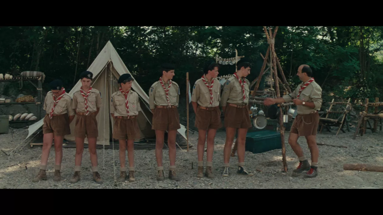 SCOUT TOUJOURS - Still