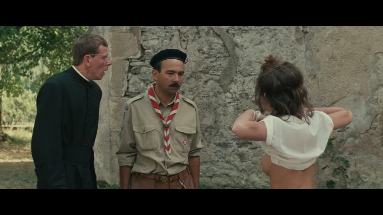 SCOUT TOUJOURS - Still