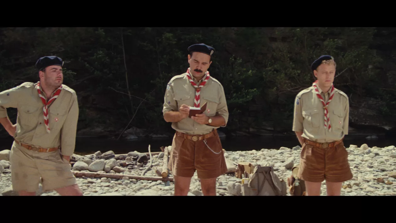 SCOUT TOUJOURS - Still