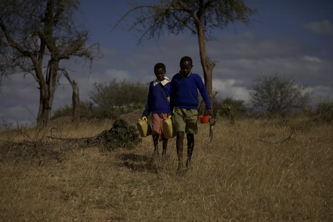 ON THE WAY TO SCHOOL - Stills