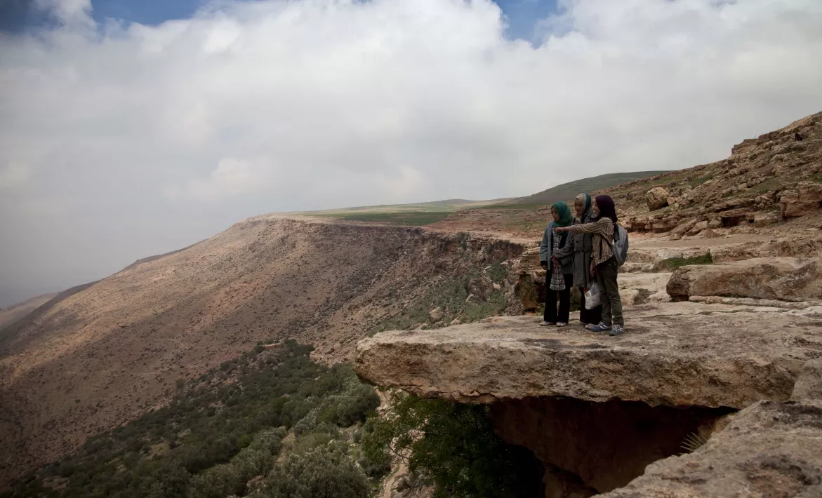 ON THE WAY TO SCHOOL - Stills