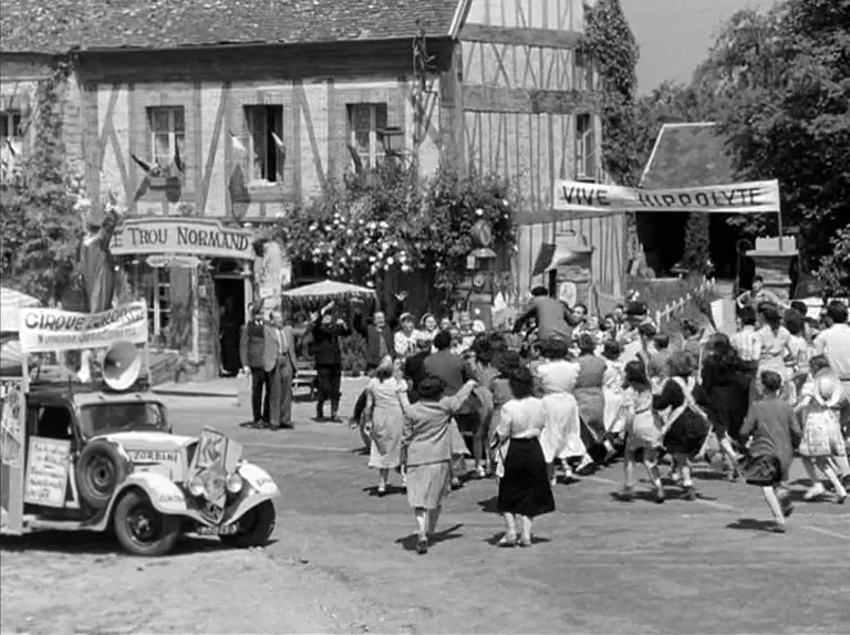 CRAZY FOR LOVE - Still