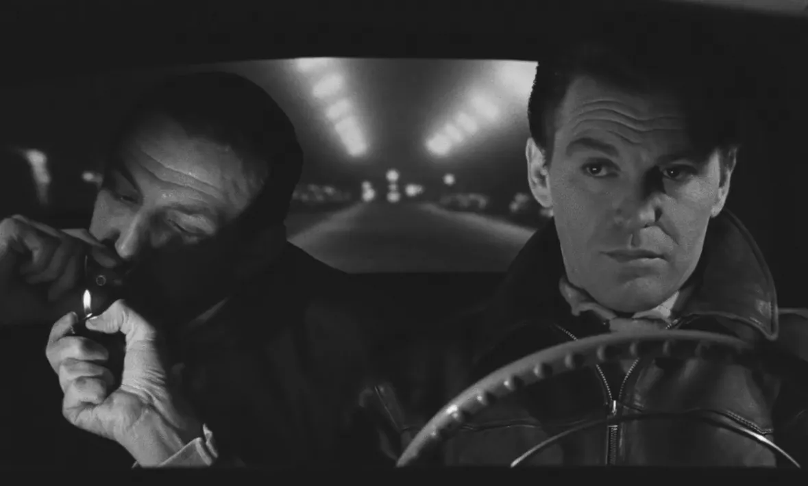 UN TEMOIN DANS LA VILLE - Still