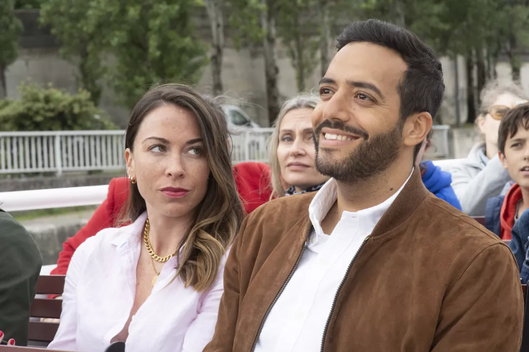 NATURAL BORN LIAR - Still