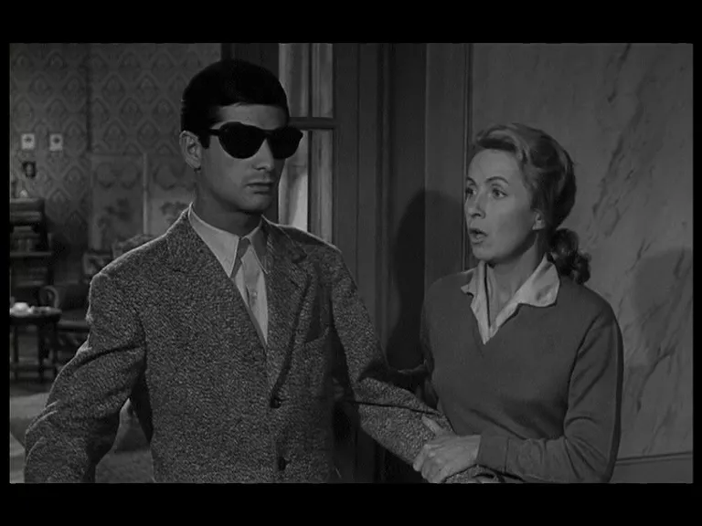 LES YEUX DE L'AMOUR - Still