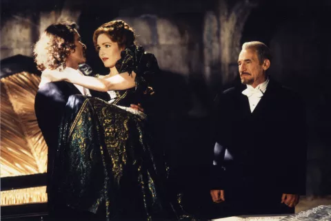 DRACULA : DEAD AND LOVING IT - Still