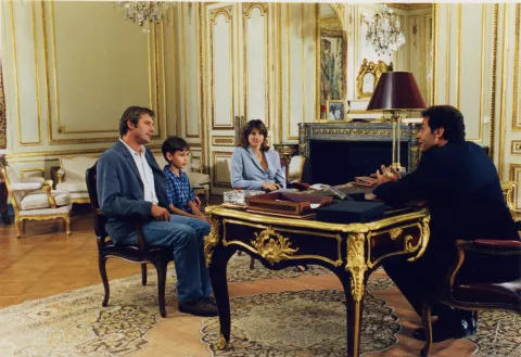 LA VACHE ET LE PRESIDENT - Still