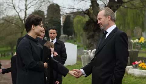 LATE BLOOMERS - Still of Isabella Rossellini William Hurt