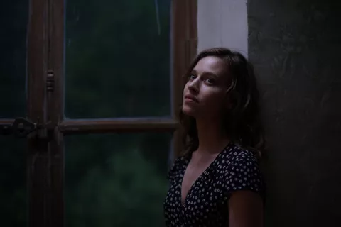 PURE AS SNOW (Blanche Comme Neige) - Still