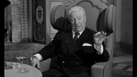 THE CONTERFEITERS OF PARIS - Stills