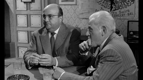 THE CONTERFEITERS OF PARIS - Stills