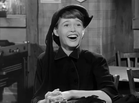 CRAZY FOR LOVE - Still