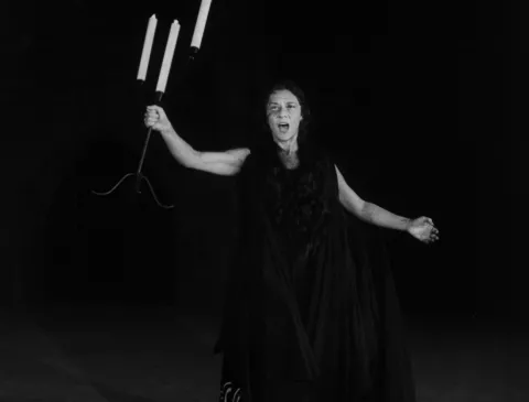 LE THEATRE NATIONAL POPULAIRE - Still