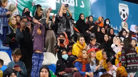 THE WILL TO SEE - Still