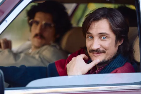 JUSTE UNE ILLUSION - Photos Presse